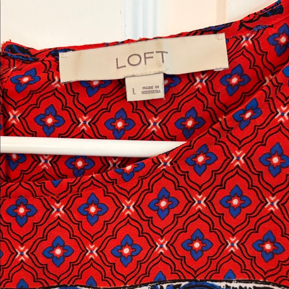 LOFT Vibrant Red and Blue Patterned Blouse - Picture 2 of 7